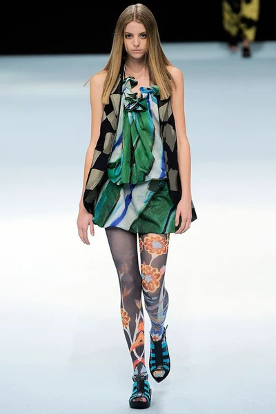 Look 38